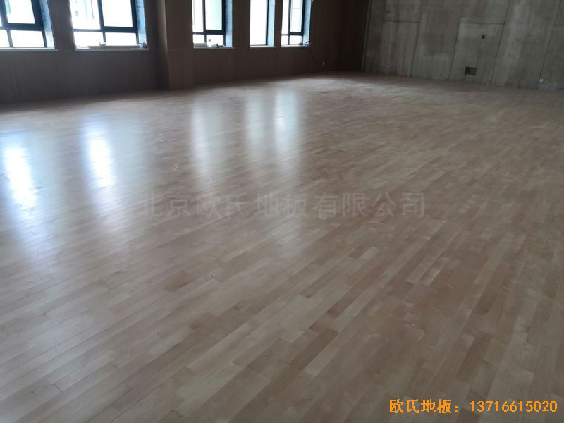 南京埔口區(qū)實(shí)驗(yàn)小學(xué)運(yùn)動(dòng)地板鋪設(shè)案例