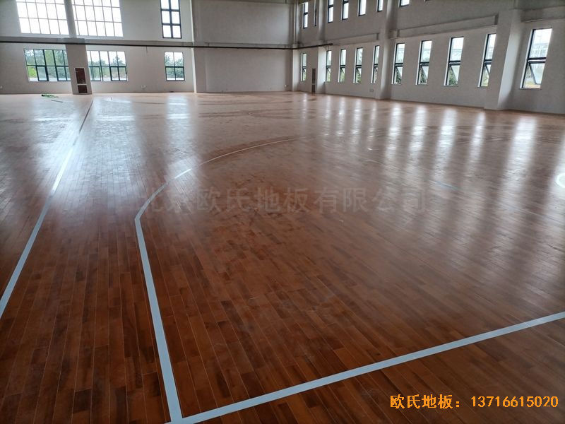 江蘇宿遷運河路學(xué)校運動地板鋪裝案例