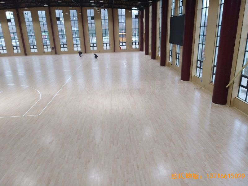 河南新密市體育發(fā)展中心運動地板鋪裝案例