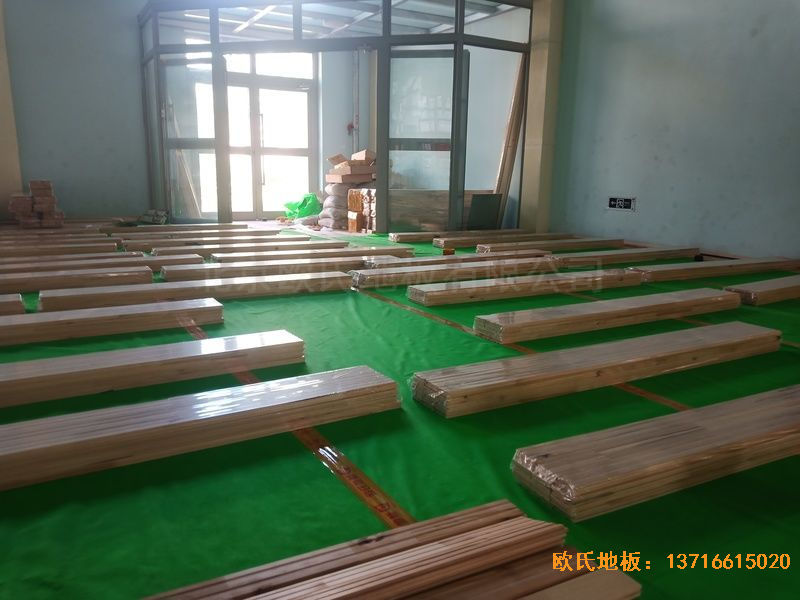 青海西寧市城西區(qū)新寧路18號中國科學(xué)院運(yùn)動木地板鋪設(shè)案例