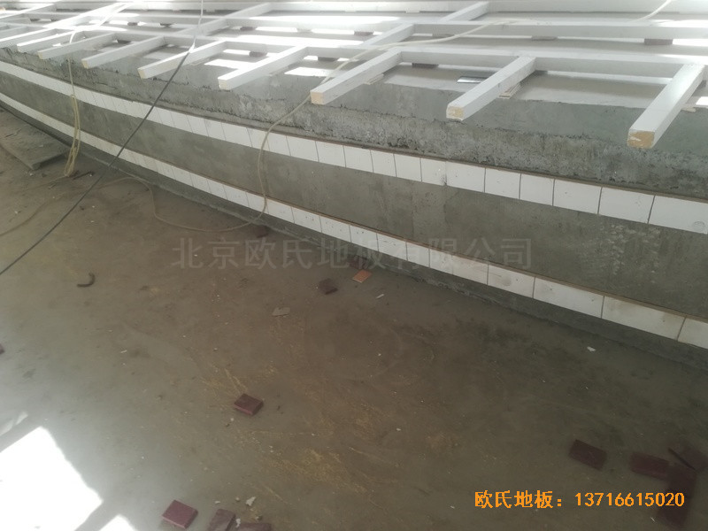 寧夏銀川試驗中學(xué)舞臺運(yùn)動地板鋪設(shè)案例1