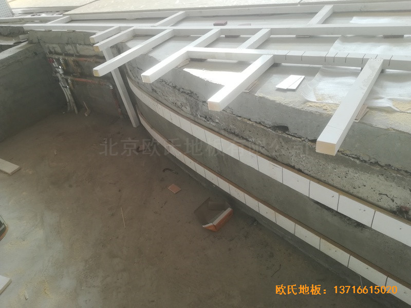 寧夏銀川試驗中學(xué)舞臺運(yùn)動地板鋪設(shè)案例2
