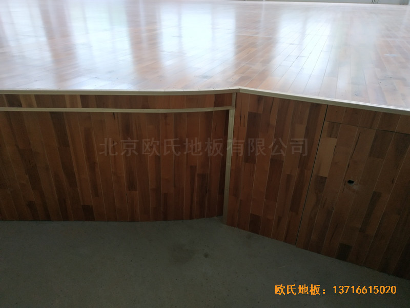 寧夏銀川試驗中學(xué)舞臺運(yùn)動地板鋪設(shè)案例3