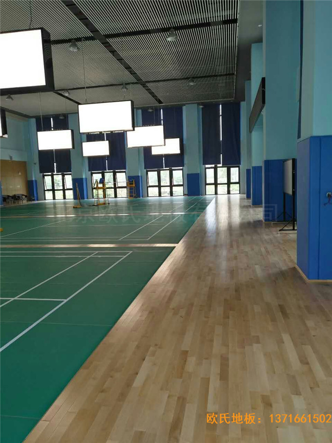 廣東珠海市中航花園羽毛球館運(yùn)動(dòng)木地板鋪設(shè)案例2