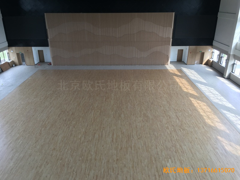 山西交城新天源藥業(yè)體育館體育木地板鋪裝案例0