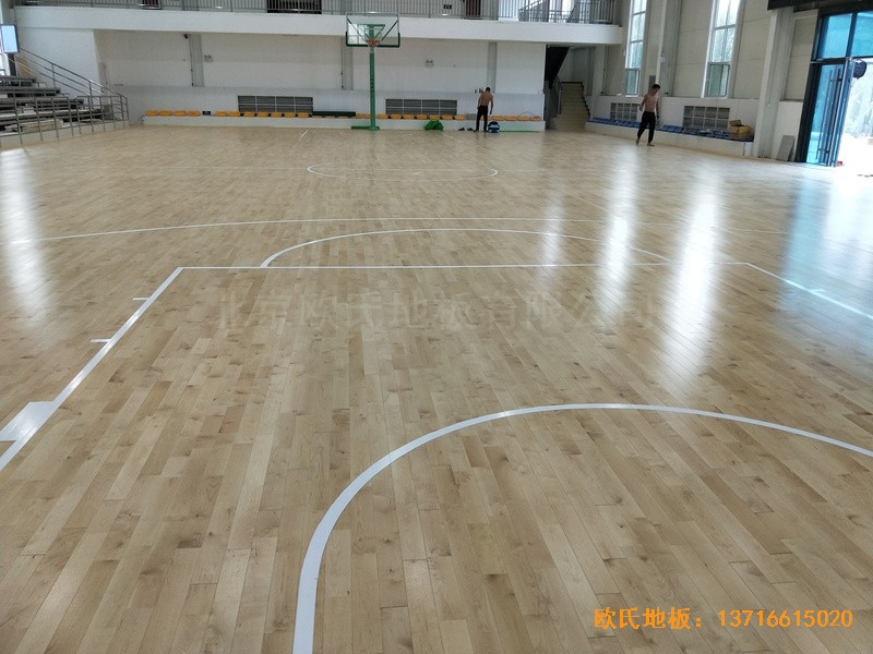 山西晉城宏圣科威公司籃球館運(yùn)動地板鋪裝案例5