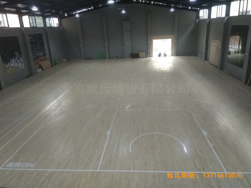 山西長治雙創(chuàng)夢工廠籃球體育地板安裝案例5