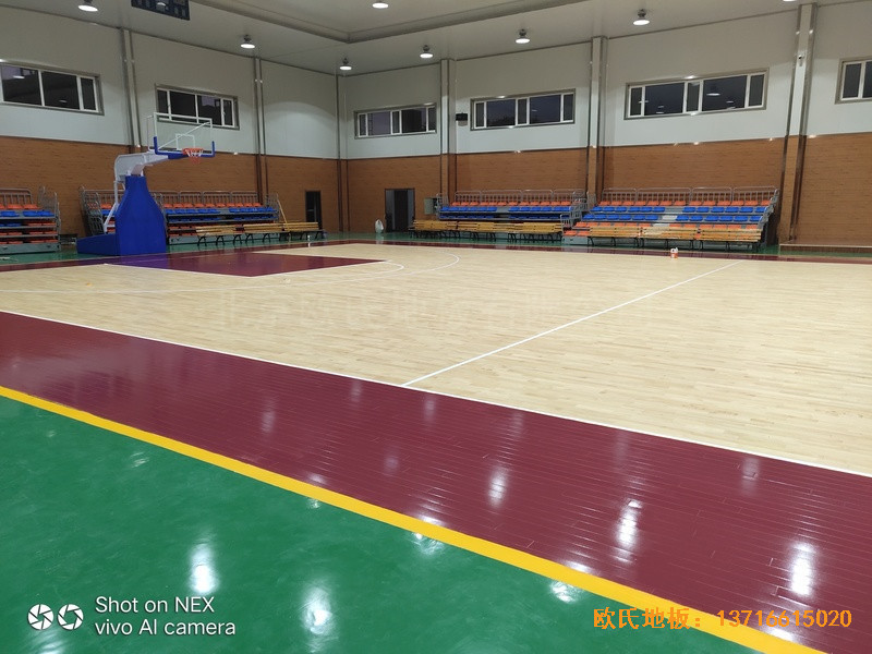 山西陽泉盂縣明鑫加油站籃球館體育木地板施工案例0