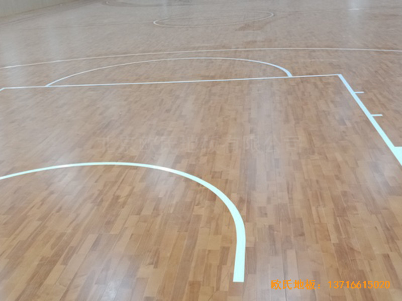 廣西南寧雅貴綜合訓(xùn)練館運(yùn)動木地板鋪裝案例5