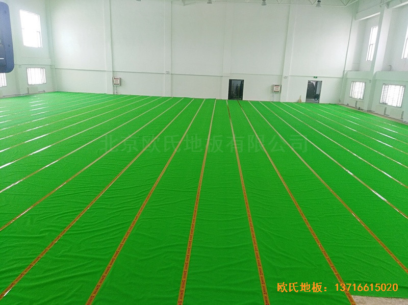 新疆克拉瑪依消防大隊(duì)籃球館體育木地板鋪裝案例3