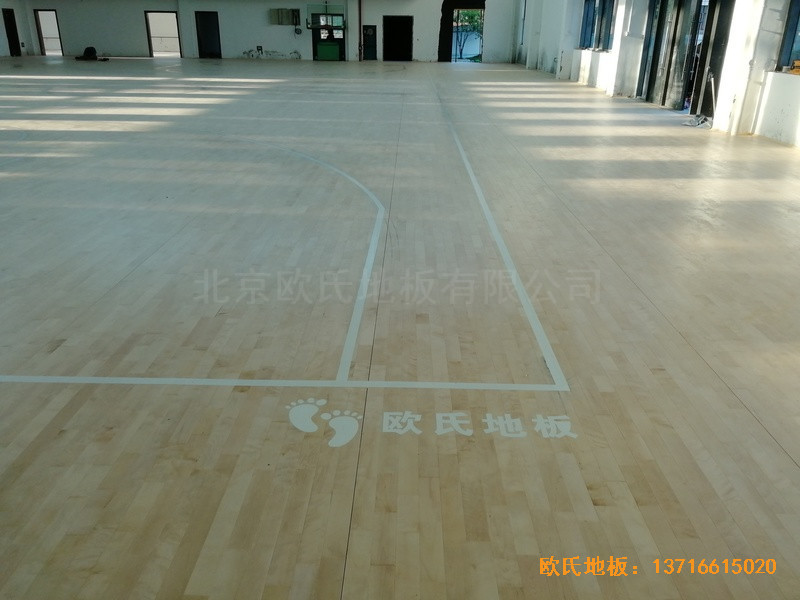 杭州建德籃球館體育木地板鋪設(shè)案例3