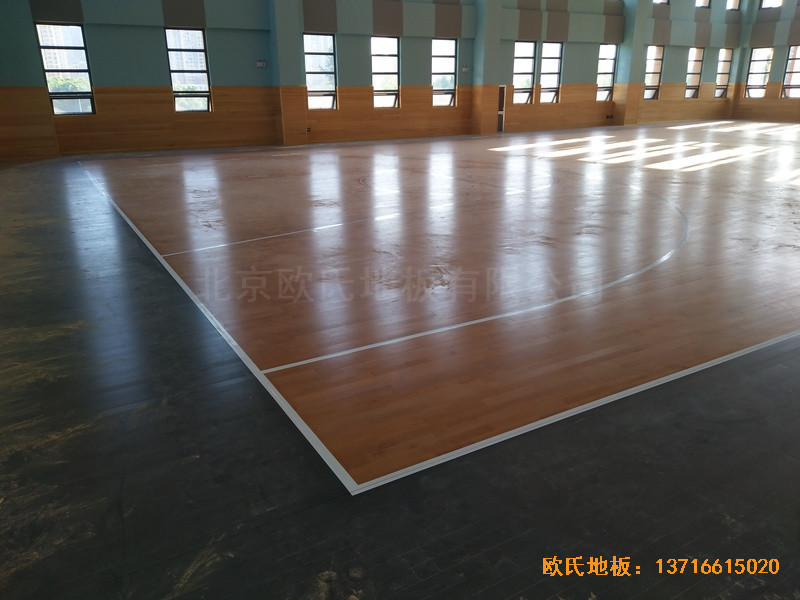 武漢廣阜屯小學(xué)清江錦城分?；@球館體育木地板施工案例0