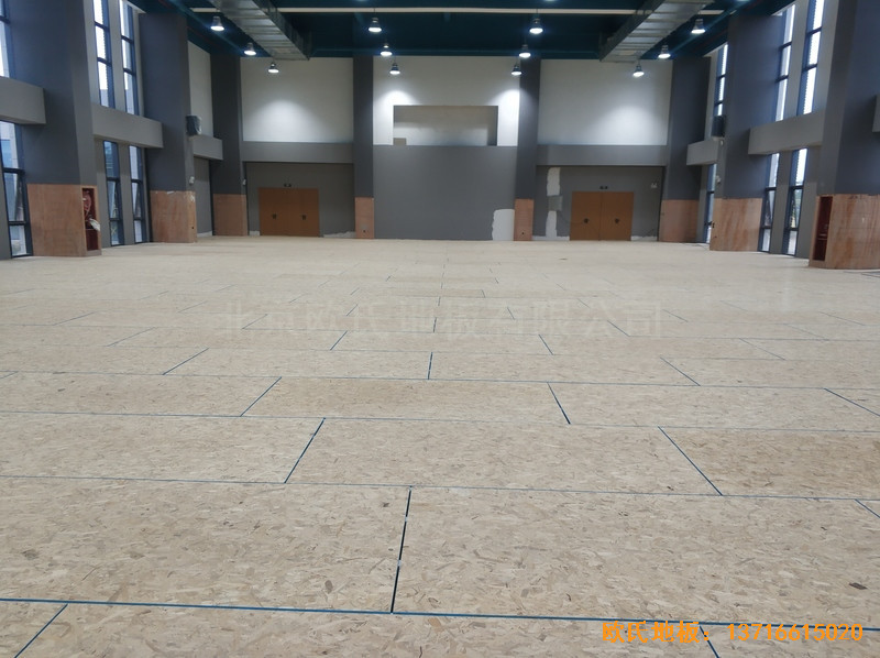 江蘇鹽城金風(fēng)科技籃球館運(yùn)動(dòng)地板施工案例2
