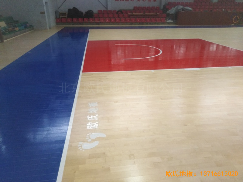 江西宜春公路局體育館運(yùn)動木地板鋪裝案例4