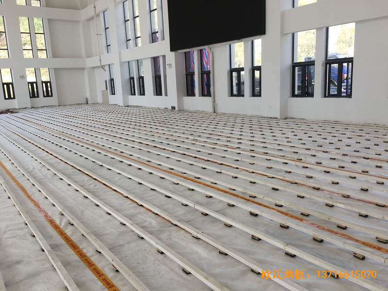 河南南陽南召縣天池電站運動館體育地板鋪設(shè)案例1