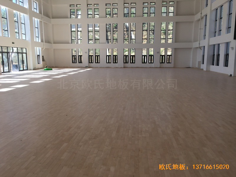 河南南陽南召縣天池電站運動館體育地板鋪設(shè)案例4
