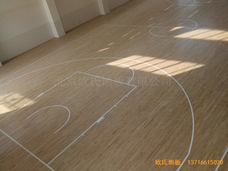 洛陽伊水小學籃球館體育木地板鋪設案例5