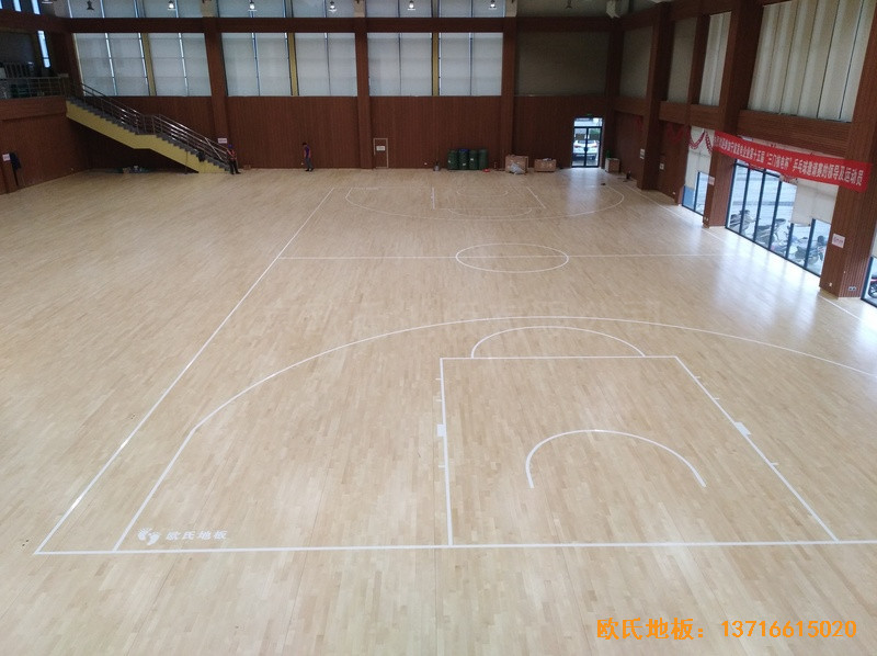 浙江三門核電站體育館運(yùn)動(dòng)木地板安裝案例5