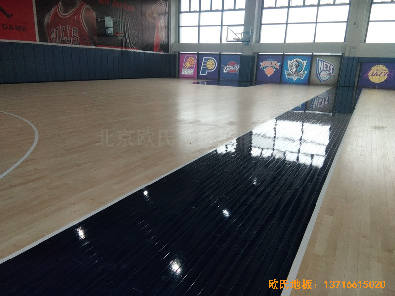 浙江寧波東體籃球館體育地板鋪裝案例3