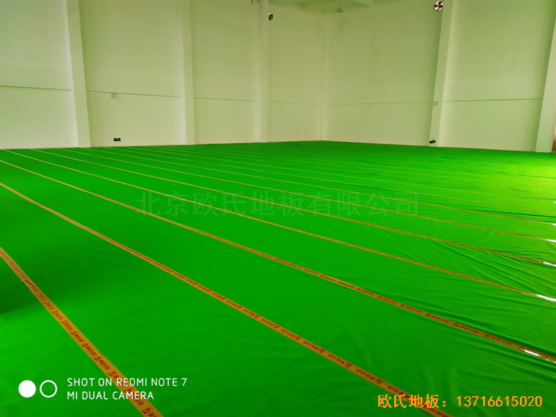 浙江寧波熱電公司籃球館運動地板鋪設(shè)案例2