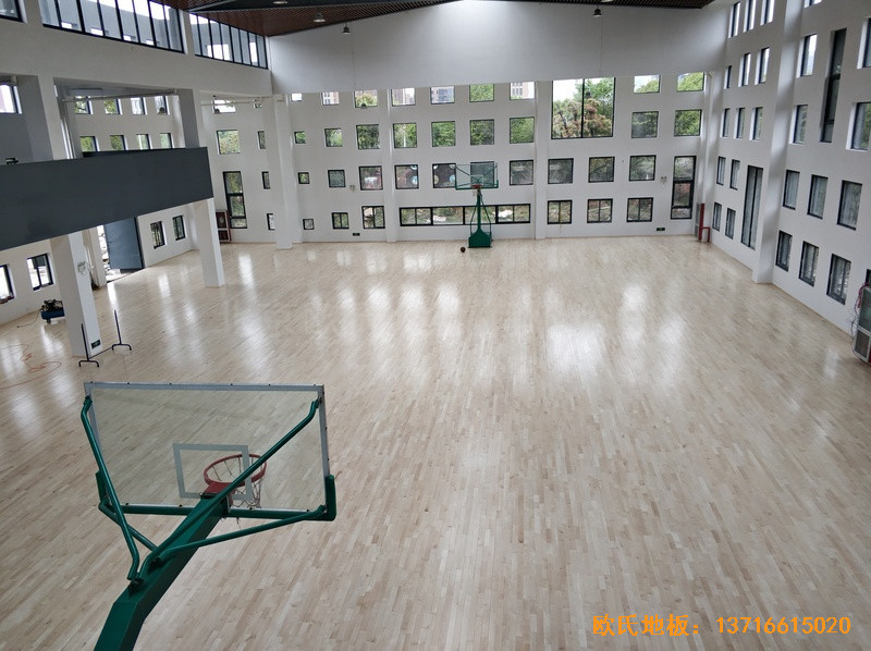 浙江寧波高新消防大隊(duì)籃球館體育木地板安裝案例4