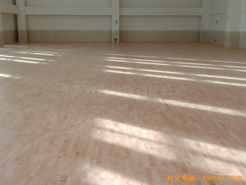 深圳北環(huán)中學運動館運動地板施工案例4