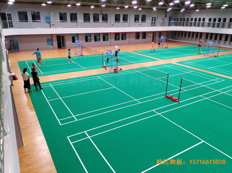 湖南湘潭電力局羽毛球館體育地板施工案例0