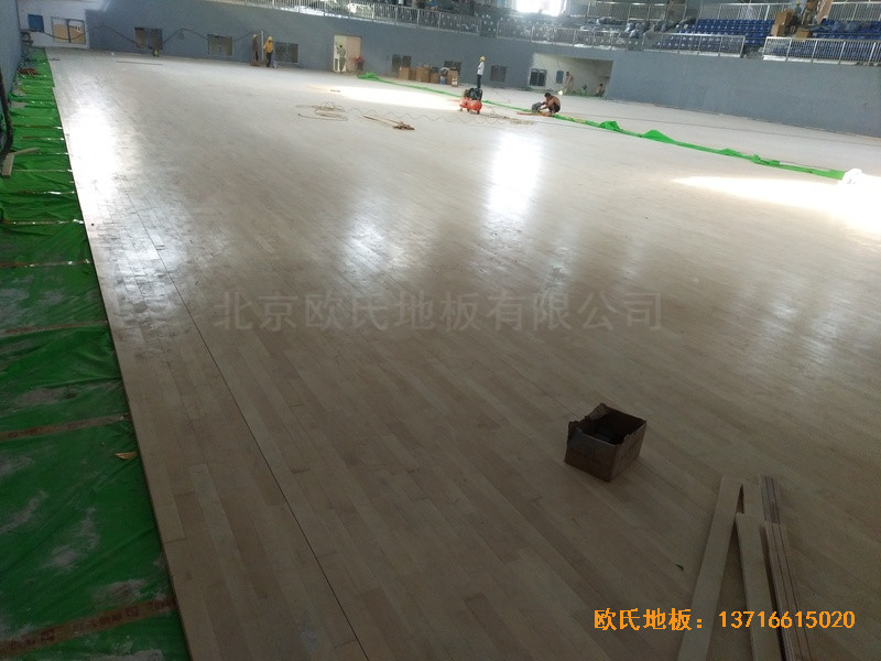 湖南黃花坪體育館運(yùn)動地板鋪設(shè)案例3