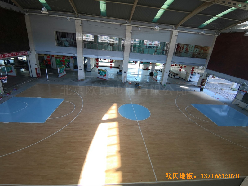 福建龍巖羅龍西路269號(hào)籃球館體育地板鋪設(shè)案例4