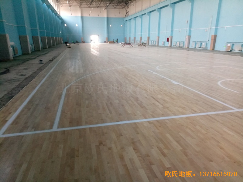 鄭州棗莊熱力分公司體育館體育木地板鋪設案例5