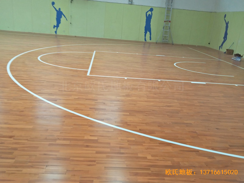 陽煤集團(tuán)三礦球館運動地板施工案例2