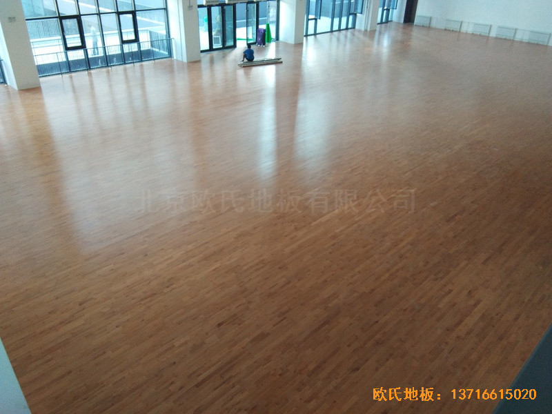 北京朝陽經(jīng)管學(xué)院運(yùn)動館體育地板施工案例4
