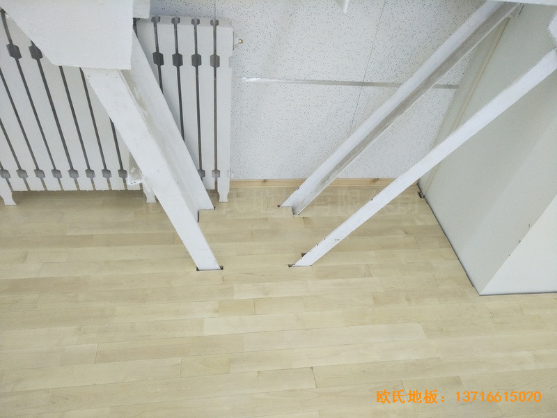 北京鐵路局供電段運(yùn)動(dòng)館體育地板安裝案例3
