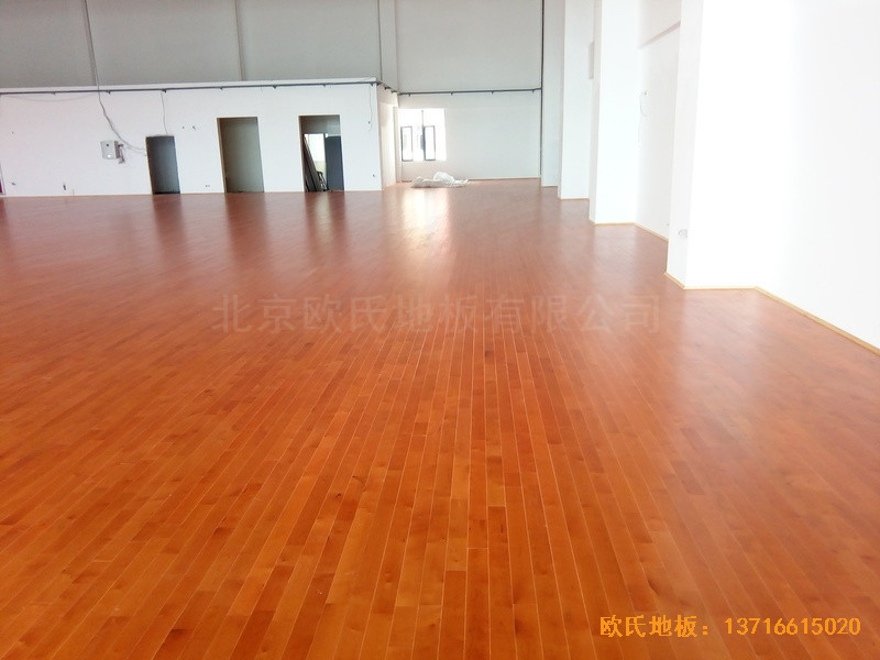 南京浦口區(qū)復(fù)興小學(xué)運動館運動木地板鋪裝案例4