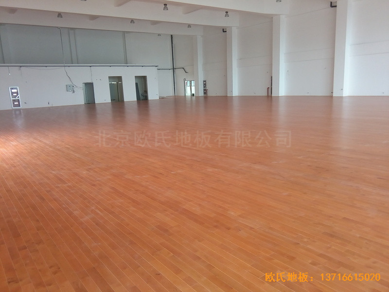 南京浦口區(qū)復(fù)興小學(xué)運動館運動木地板鋪裝案例5
