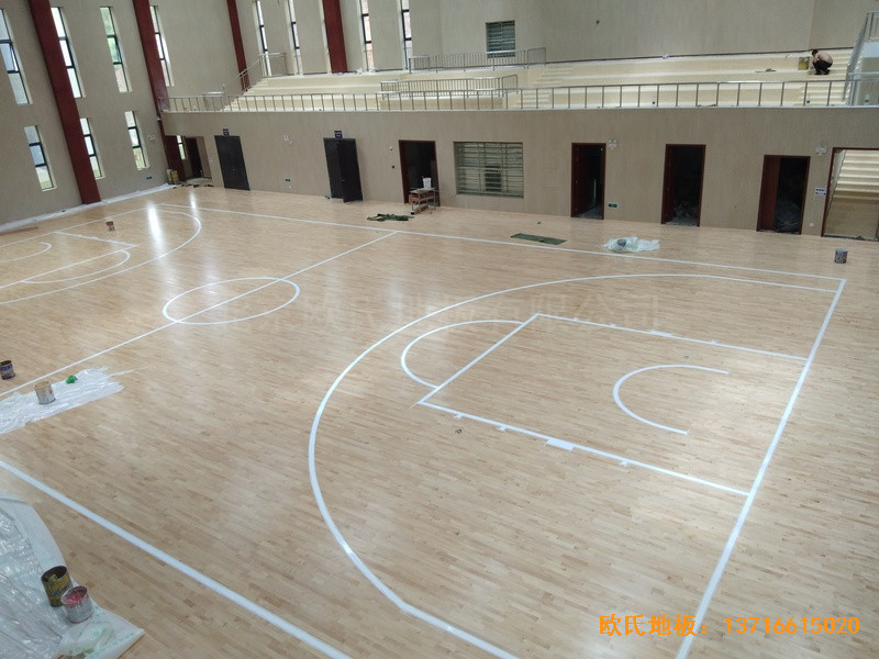 南充特戰(zhàn)訓(xùn)練基地籃球館體育地板鋪設(shè)案例4
