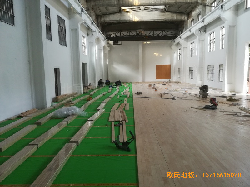 南昌赤練排球館運(yùn)動(dòng)地板鋪設(shè)案例3