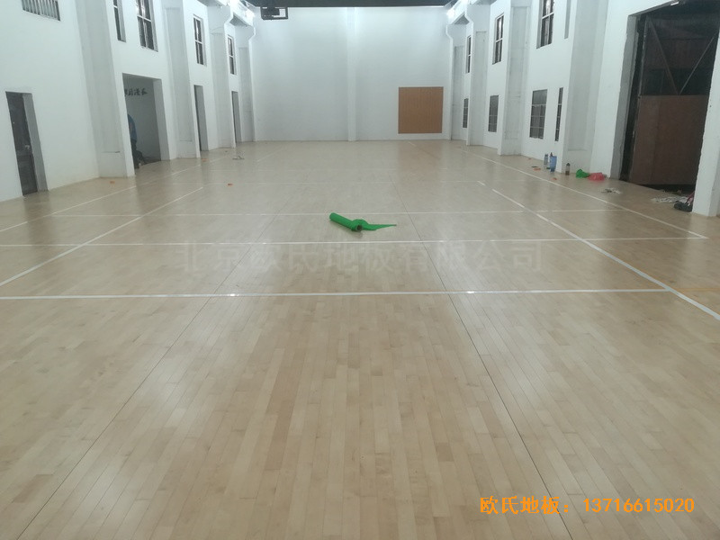 南昌赤練排球館運(yùn)動(dòng)地板鋪設(shè)案例4