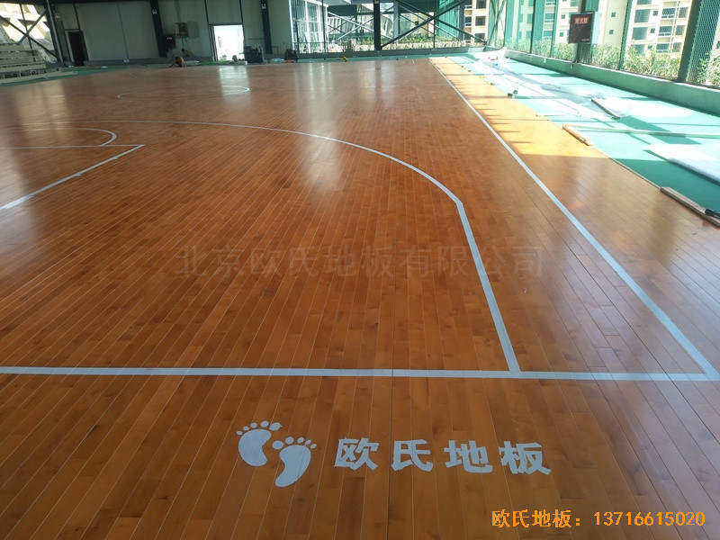 四川瀘州合江縣人民法院籃球館運(yùn)動(dòng)地板鋪裝案例3