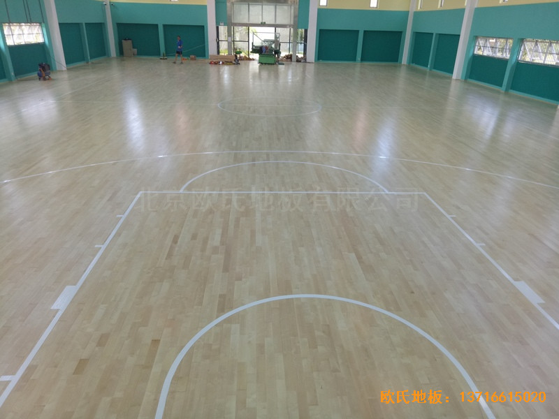 寧波至城學(xué)?；@球館運(yùn)動(dòng)木地板安裝案例0