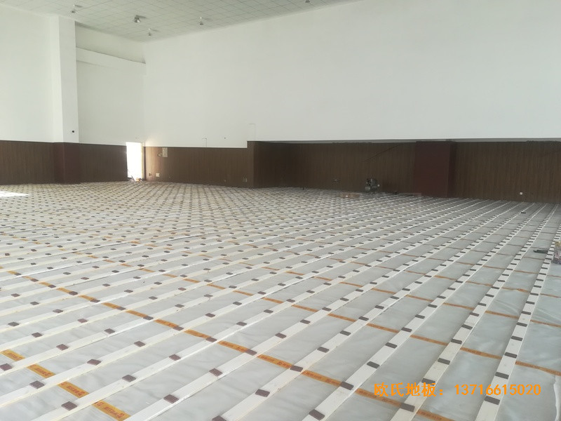 安徽懷寧籃球館體育地板鋪設(shè)案例1