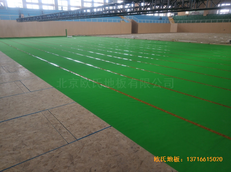 寶雞職業(yè)技術(shù)學(xué)院體育館運(yùn)動(dòng)地板鋪設(shè)案例2