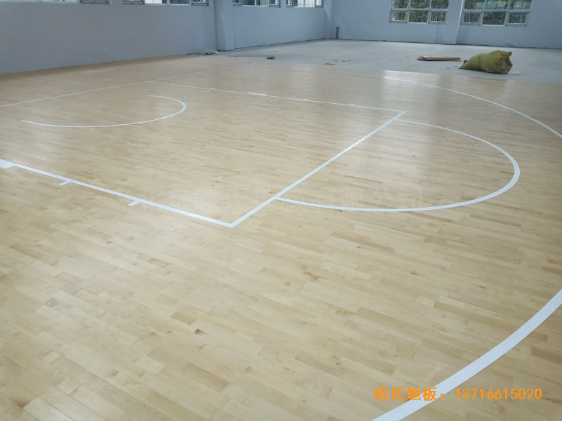 山東臨沂公安局籃球館體育木地板安裝案例3