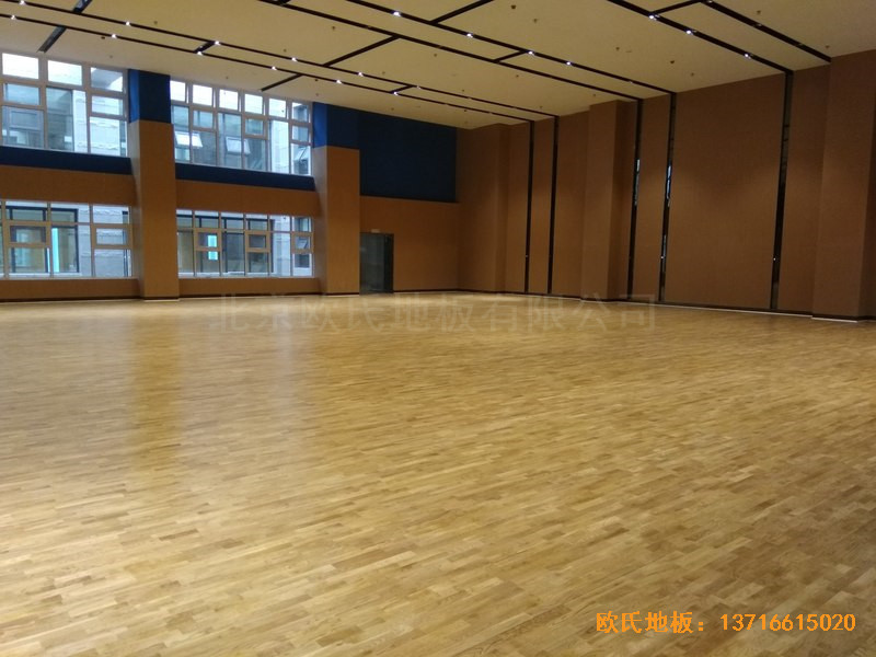 山東臨沂掌舵會(huì)所運(yùn)動(dòng)館體育地板施工案例4