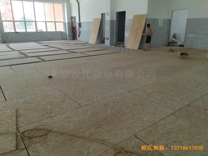 山東沾化第三實驗小學(xué)體育館體育木地板鋪裝案例2