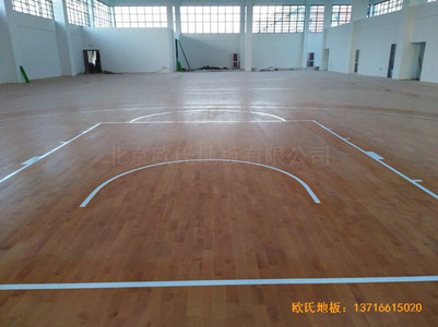 江蘇徐州悅城小學(xué)籃球館運動木地板鋪設(shè)案例