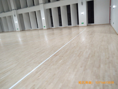 浙江寧波象山分?；@球館體育木地板鋪裝案例