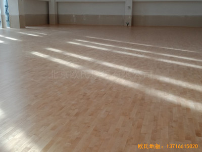 深圳北環(huán)中學(xué)運(yùn)動館運(yùn)動地板施工案例
