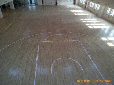 天津一號路四十八中籃球館運動木地板鋪設(shè)案例