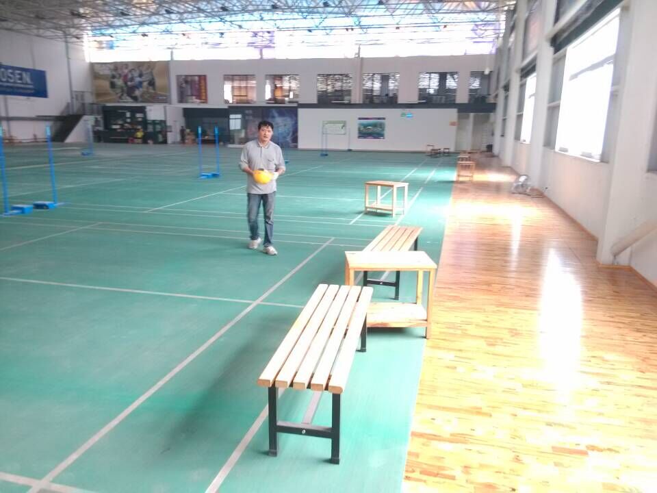 羽毛球館塑膠運(yùn)動(dòng)地板